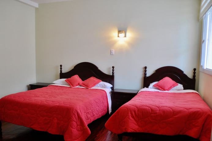 Imagen de la habitación del Hotel Europa, Alaus&iacute;. Foto 8