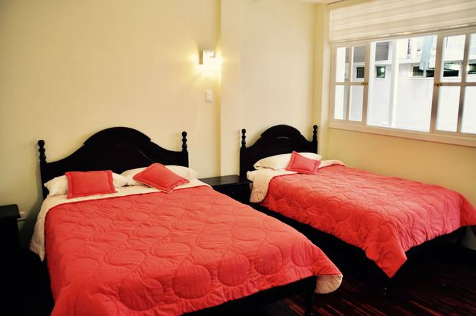 Imagen de la habitación del Hotel Europa, Alaus&iacute;. Foto 9