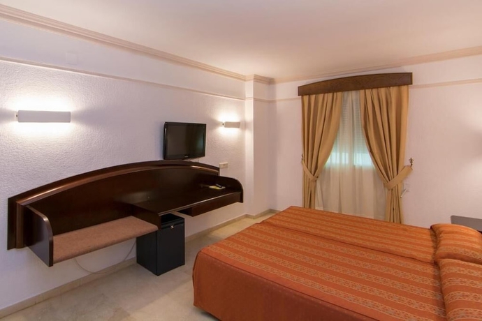 Imagen de la habitación del Hotel Europa, Albacete. Foto 12