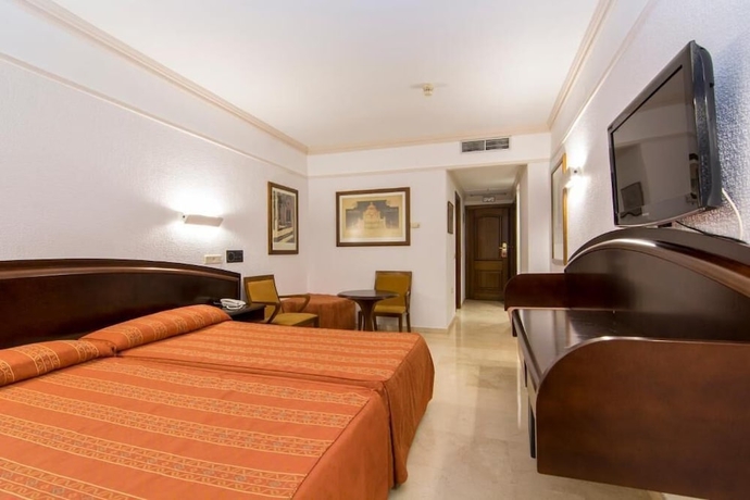 Imagen de la habitación del Hotel Europa, Albacete. Foto 14