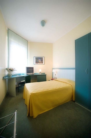 Imagen de la habitación del Hotel Europa, Alessandria. Foto 5