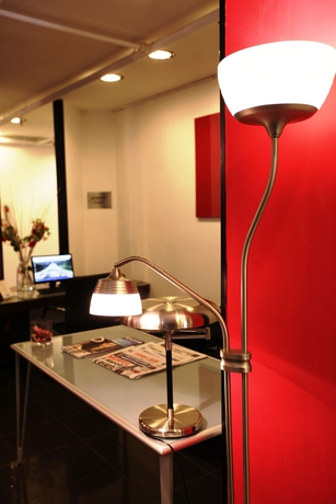 Imagen de los interiores del Hotel Europa Art Caserta. Foto 9