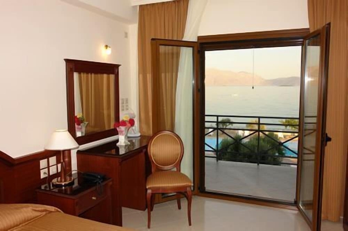 Imagen de la habitación del Hotel Europa Beach, Galaxidi. Foto 4
