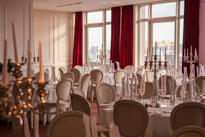 Imagen de los interiores del Hotel Europa, Belfast. Foto 14