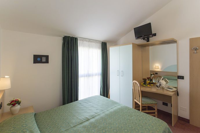 Imagen de la habitación del Hotel Europa, Caorle. Foto 11