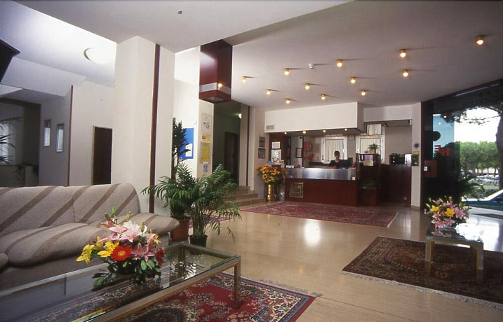 Imagen de los interiores del Hotel Europa, Caorle. Foto 19