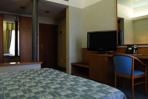 Imagen de la habitación del Hotel Europa, Cascina Confaloniera. Foto 5