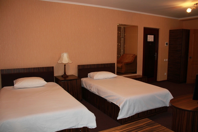 Imagen de la habitación del Hotel Europa, Chisinau. Foto 8