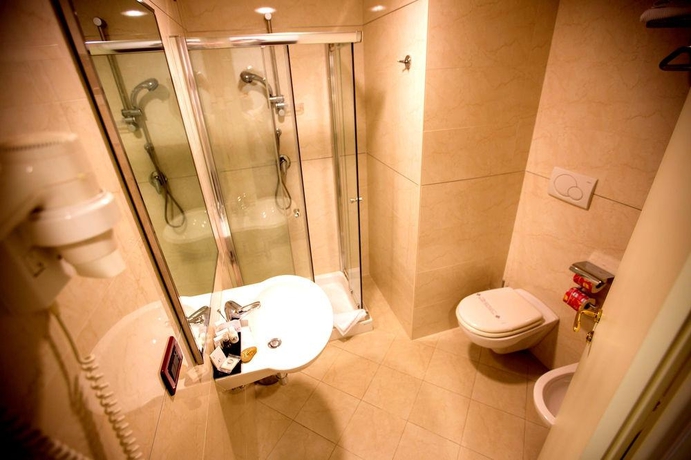 Imagen general del Hotel Europa, Cosenza. Foto 6