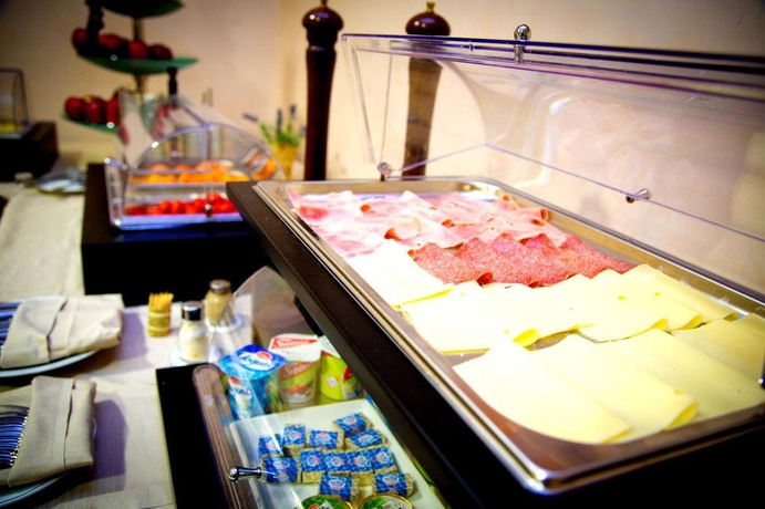 Imagen general del Hotel Europa, Cosenza. Foto 8