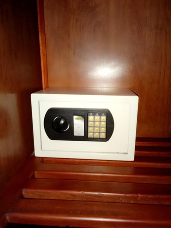 Imagen de la habitación del Hotel Europa Exclusive. Foto 8