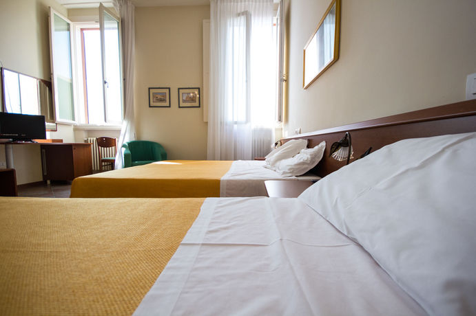 Imagen de la habitación del Hotel Europa, Ferrara. Foto 11