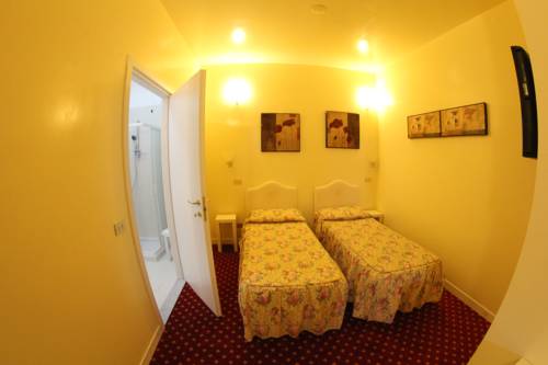 Imagen de la habitación del Hotel Europa Fiera Rho. Foto 2