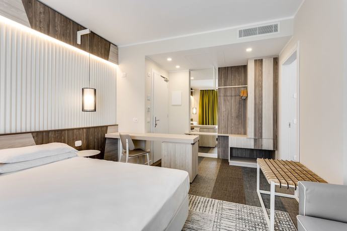 Imagen de la habitación del Hotel Europa, Garda. Foto 7
