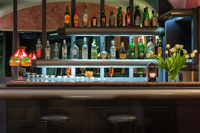 Imagen del bar/restaurante del Hotel Europa, Génova. Foto 3