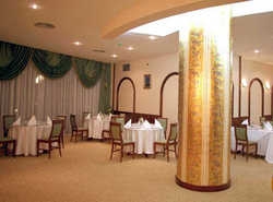 Imagen del bar/restaurante del Hotel Europa, Iasi. Foto 2