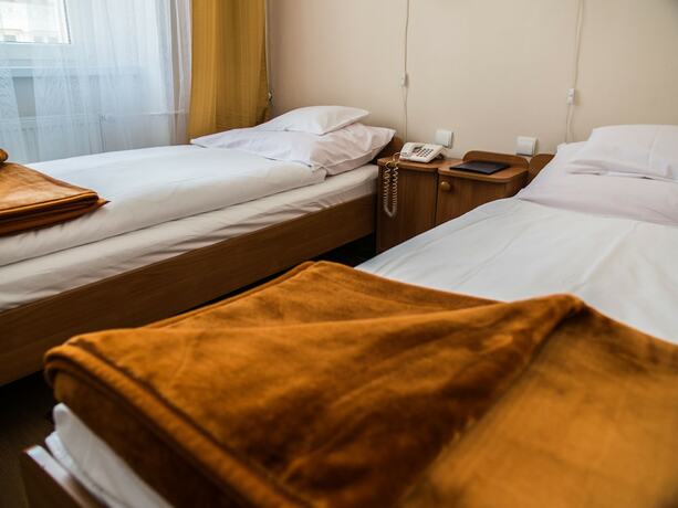 Imagen general del Hotel Europa, JELENIA G&Oacute;RA. Foto 9