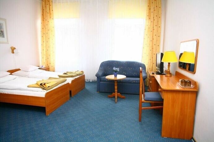 Imagen general del Hotel Europa, JELENIA G&Oacute;RA. Foto 13