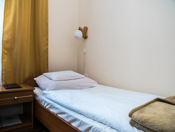 Imagen de la habitación del Hotel Europa, JELENIA G&Oacute;RA. Foto 19
