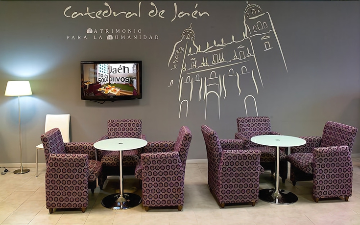 Imagen de los interiores del Hotel Europa, Jaén. Foto 18