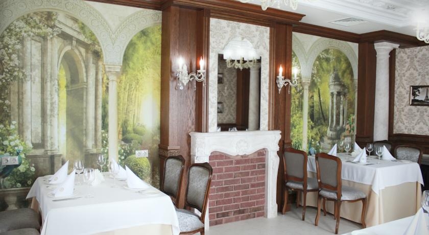 Imagen del bar/restaurante del Hotel Europa, Kazan. Foto 4