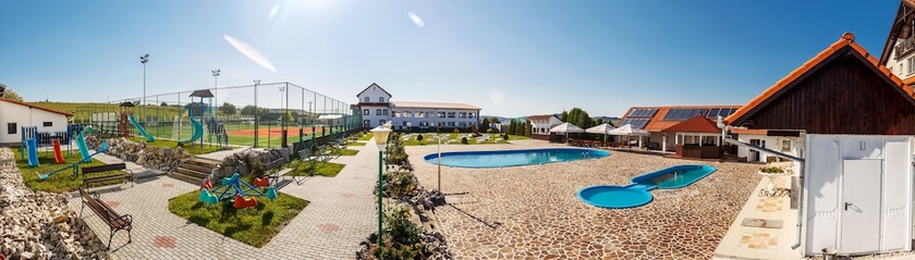 Imagen de los exteriores del Hotel Europa Kokeltal. Foto 15