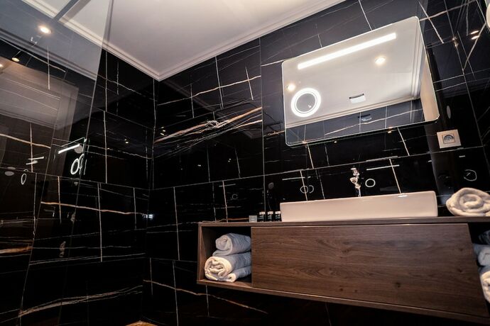 Imagen general del Hotel Europa Kom&aacute;rno. Foto 2