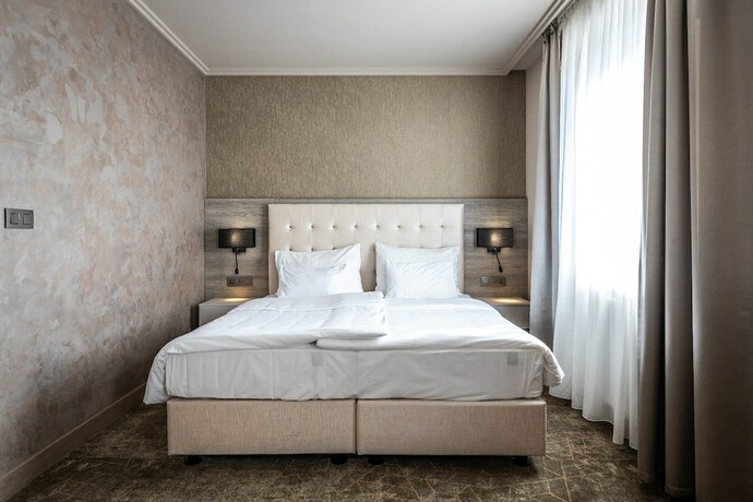 Imagen general del Hotel Europa Kom&aacute;rno. Foto 6