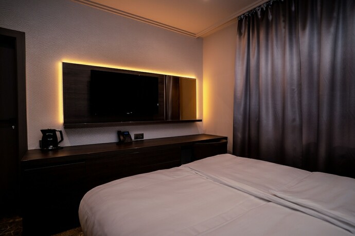 Imagen general del Hotel Europa Kom&aacute;rno. Foto 14