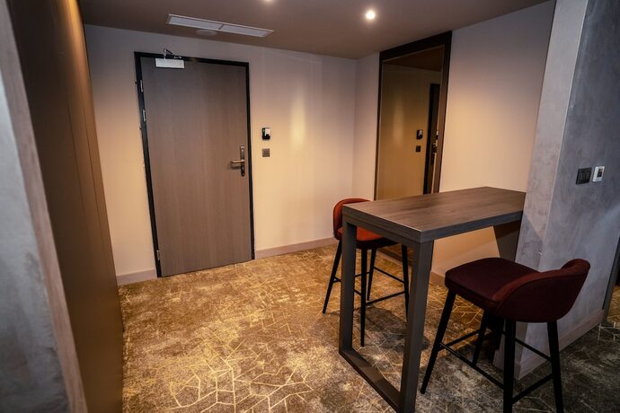 Imagen de la habitación del Hotel Europa Kom&aacute;rno. Foto 19