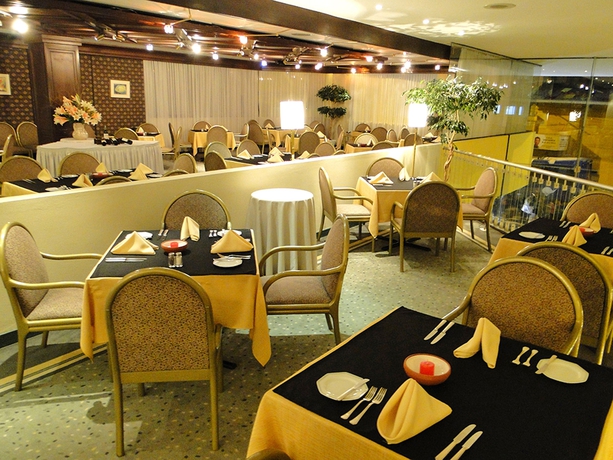 Imagen del bar/restaurante del Hotel Europa La Paz. Foto 1