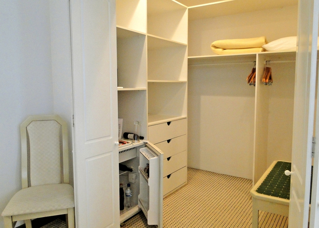 Imagen de la habitación del Hotel Europa La Paz. Foto 8