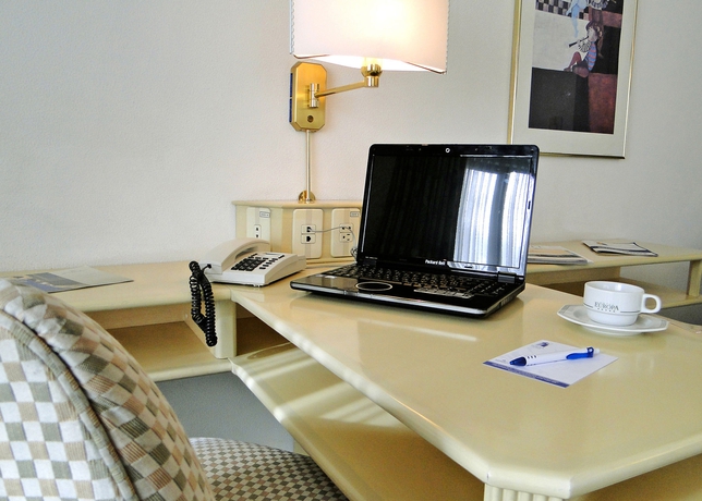 Imagen de la habitación del Hotel Europa La Paz. Foto 10