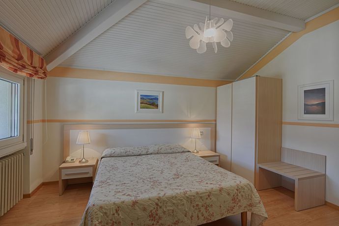 Imagen de la habitación del Hotel Europa, La Punta. Foto 2