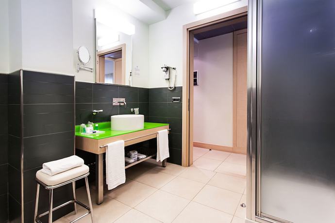 Imagen de la habitación del Hotel Europa, Latina. Foto 7