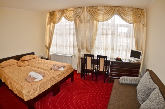 Imagen de la habitación del Hotel Europa, Liptovsky Mikulas. Foto 5