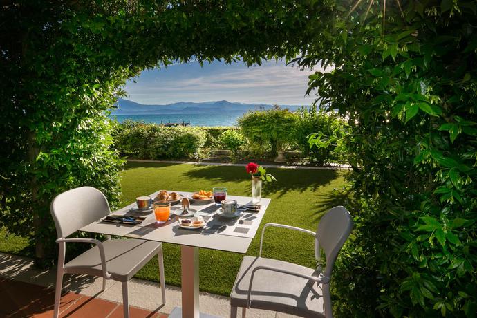 Imagen de los exteriores del Hotel Europa, Lugana. Foto 13