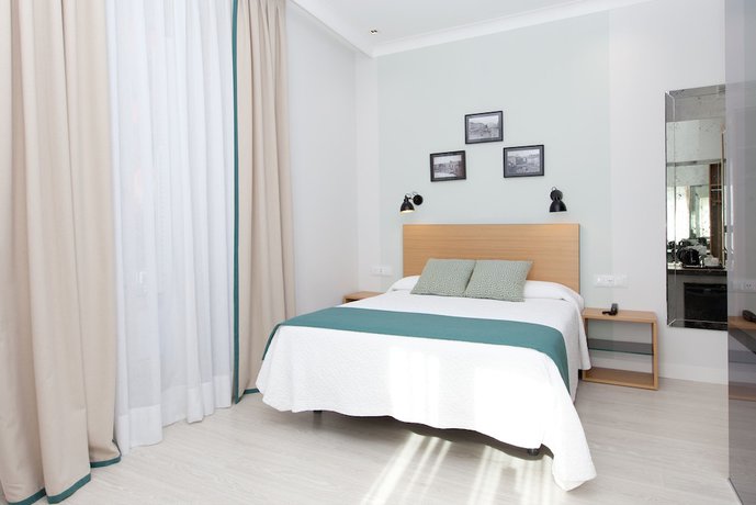 Imagen de la habitación del Hotel Europa, Madrid. Foto 4