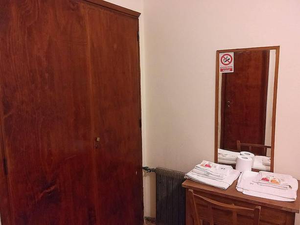 Imagen de la habitación del Hotel Europa, Mar del Plata. Foto 14