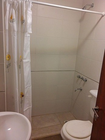 Imagen de la habitación del Hotel Europa, Mar del Plata. Foto 18