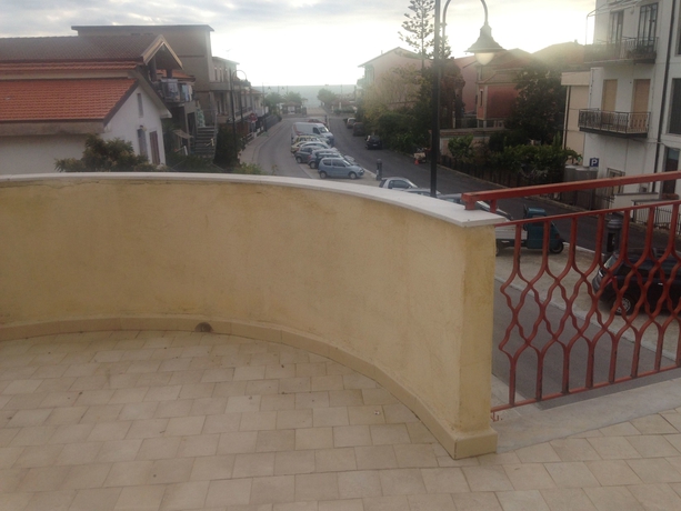 Imagen de los exteriores del Hotel Europa, Marina di Casal Velino. Foto 6