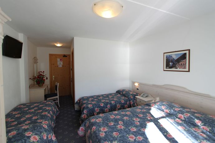 Imagen de la habitación del Hotel Europa, Molveno. Foto 8