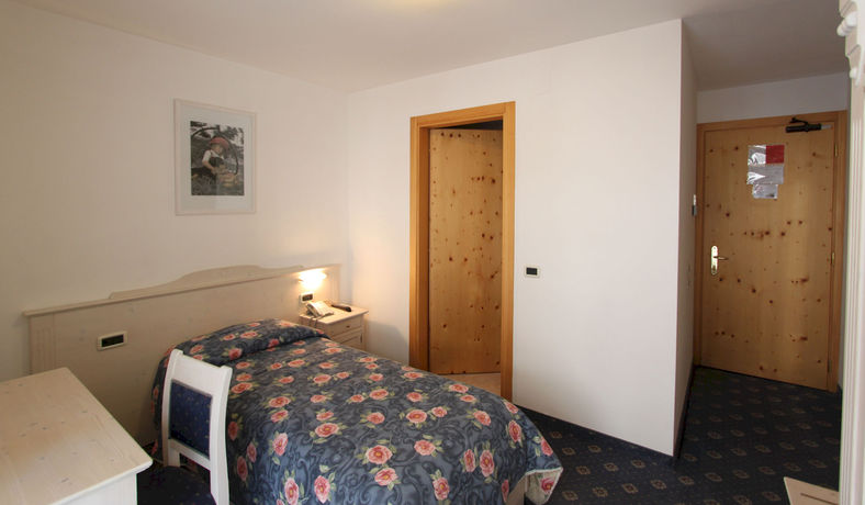 Imagen de la habitación del Hotel Europa, Molveno. Foto 11