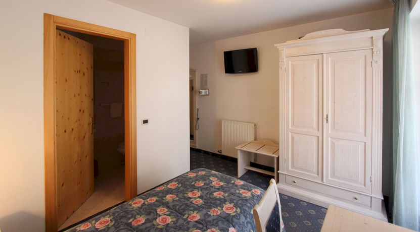 Imagen de la habitación del Hotel Europa, Molveno. Foto 12