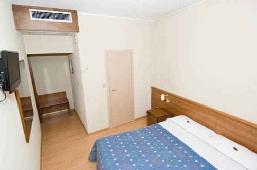 Imagen de la habitación del Hotel Europa, Mossini. Foto 14