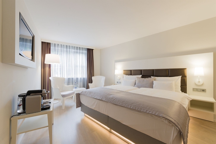 Imagen de la habitación del Hotel Europa, Munich. Foto 12