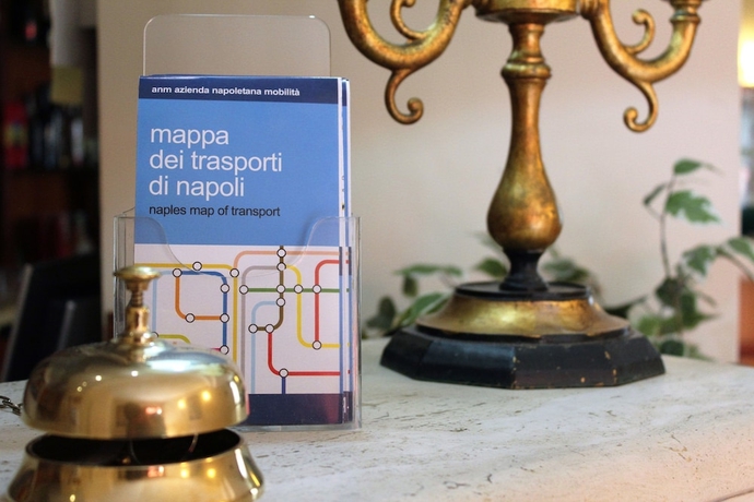 Imagen de los interiores del Hotel Europa, Nápoles. Foto 18