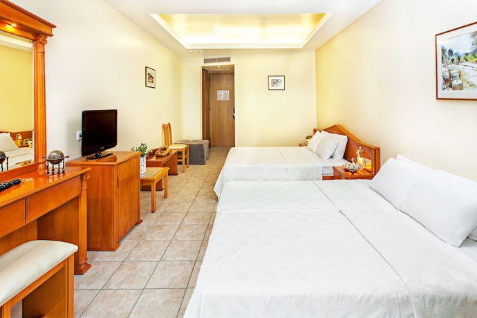 Imagen de la habitación del Hotel Europa, Olimpia. Foto 5