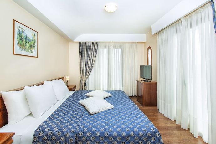 Imagen de la habitación del Hotel Europa, Olimpia. Foto 12