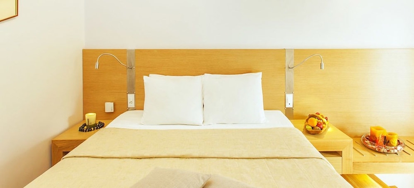 Imagen de la habitación del Hotel Europa, Olimpia. Foto 16